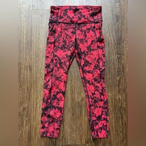 Floral Red & Black lululemon leggings - Women’s size 8